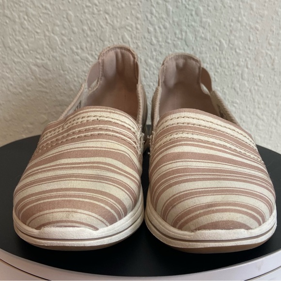 Clarks Women's Cloudsteppers Breeze Step II Tan/Cream Canvas Sandals 7 1/2 - Picture 4 of 9